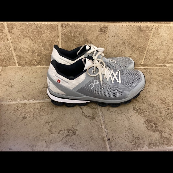 cloudsurfer glacier black